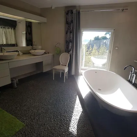Les Suites Des Calanques * La Ciotat