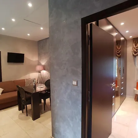 Les Suites Des Calanques