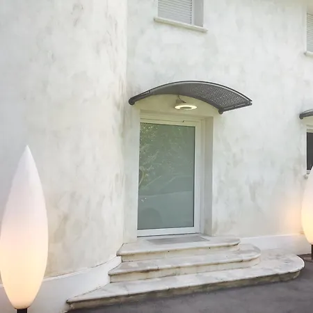 Les Suites Des Calanques Apartment